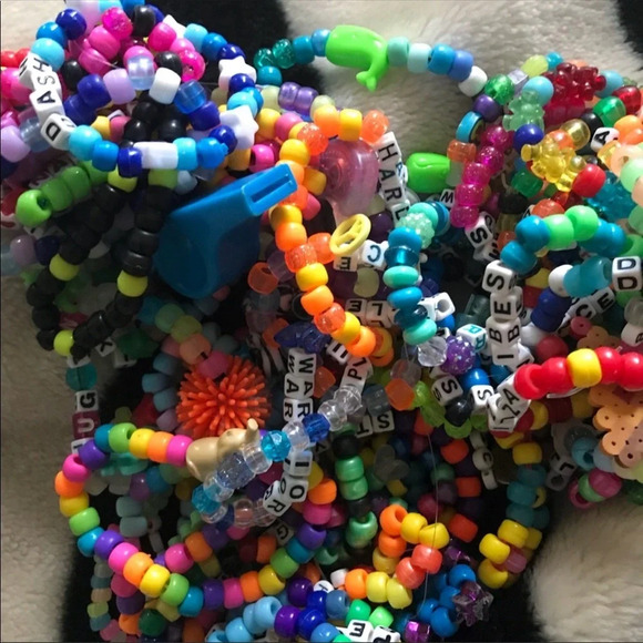 10 Kandi Rave EDM EDC Singles - Picture 1 of 1